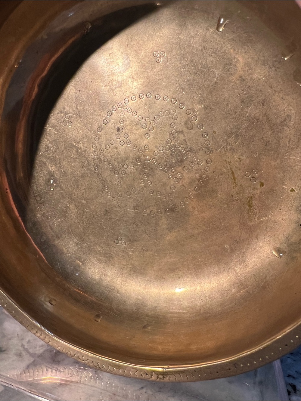 Beautiful Sound Antique Gold-Tone Decorative (Singing) Brass Bowl - Picture 3 of 14